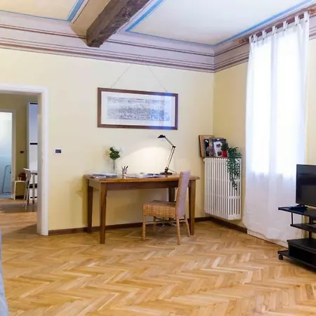 Casa Garisenda Διαμέρισμα